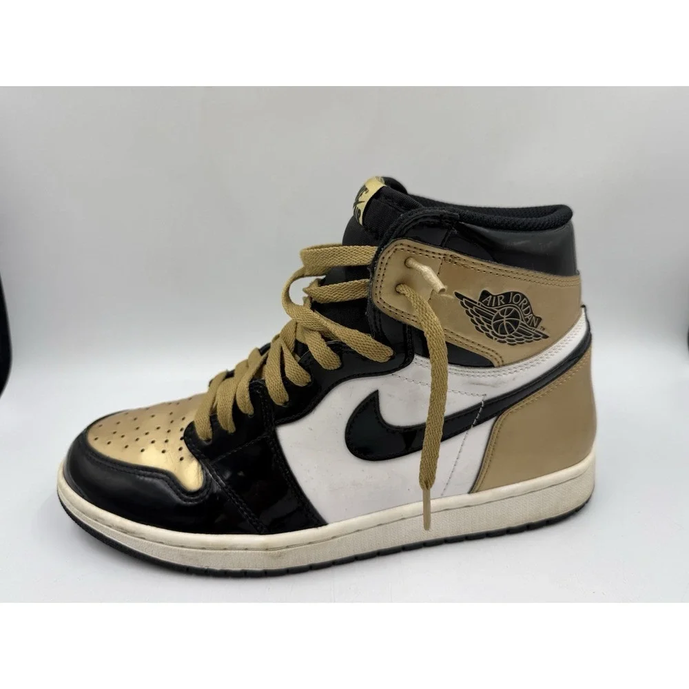 Air Jordan 1 Retro High Gold Toe Size 10.5